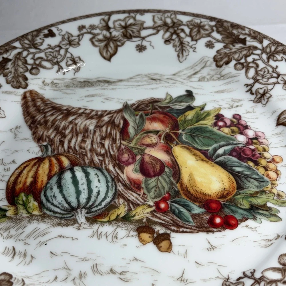 Williams Sonoma Harvest Cornucopia Plate with Brown Floral Design 10.5”
